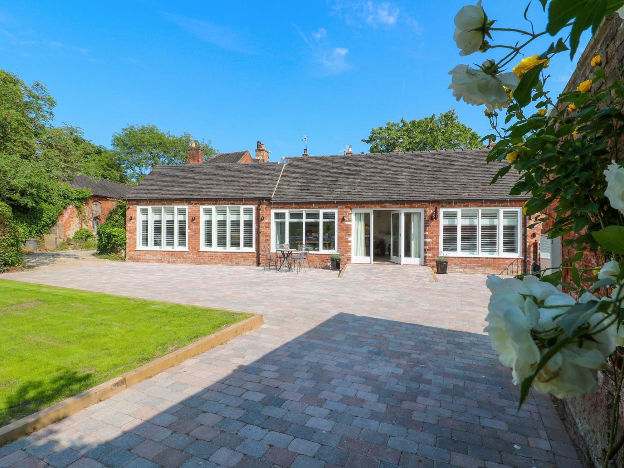 The Canalside Holiday home